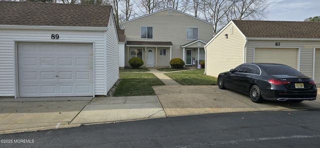 89 Greenwood Drive, Freehold, NJ 07728