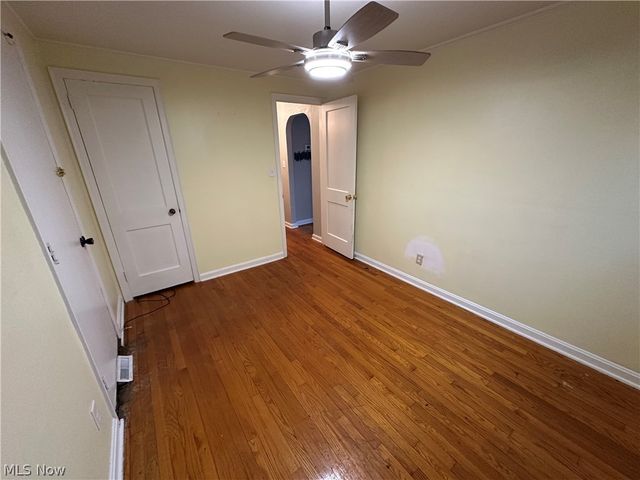 1867 Sheridan Avenue NE, Warren, OH 44483