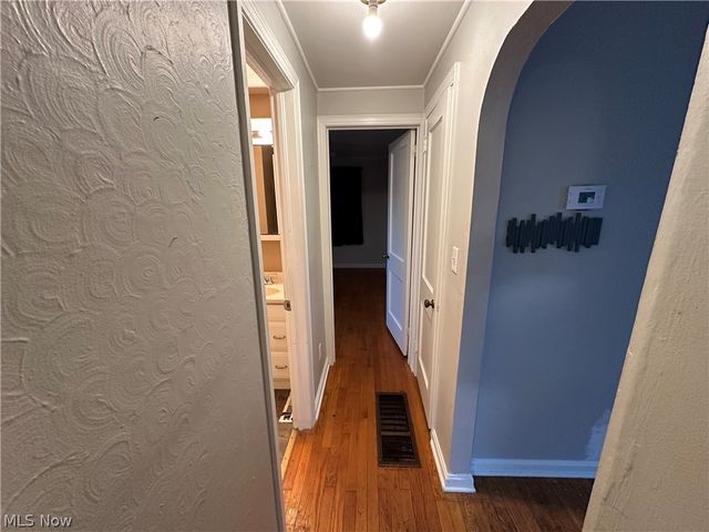 1867 Sheridan Avenue NE, Warren, OH 44483