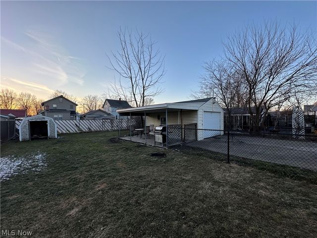 1867 Sheridan Avenue NE, Warren, OH 44483