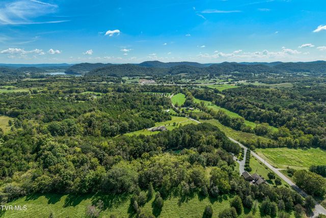 607 Choptack Road, Rogersville, TN 37857