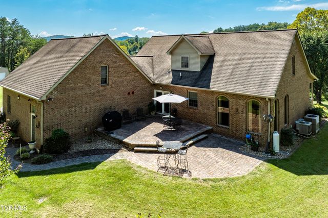 607 Choptack Road, Rogersville, TN 37857