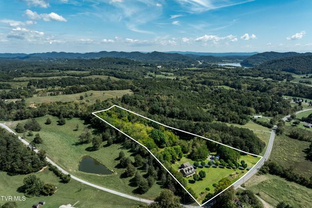 607 Choptack Road, Rogersville, TN 37857