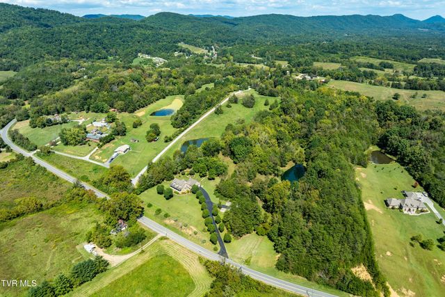 607 Choptack Road, Rogersville, TN 37857