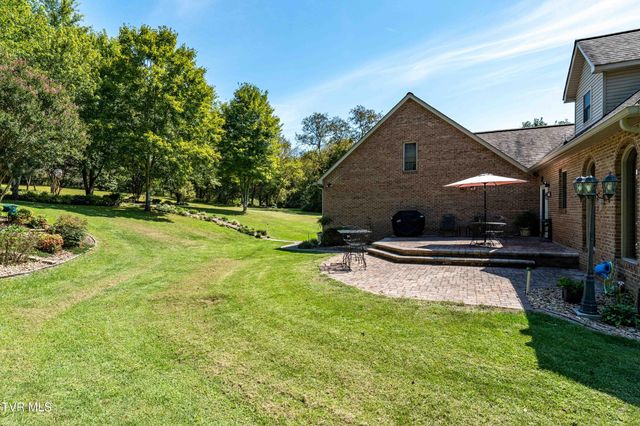 607 Choptack Road, Rogersville, TN 37857