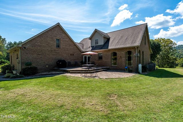 607 Choptack Road, Rogersville, TN 37857