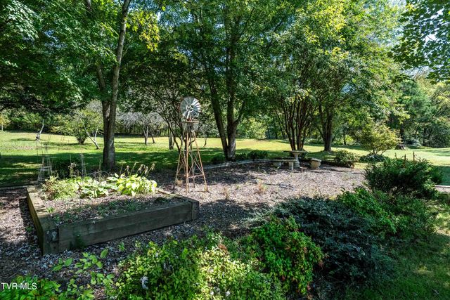 607 Choptack Road, Rogersville, TN 37857