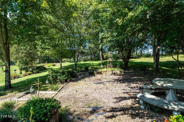 607 Choptack Road, Rogersville, TN 37857