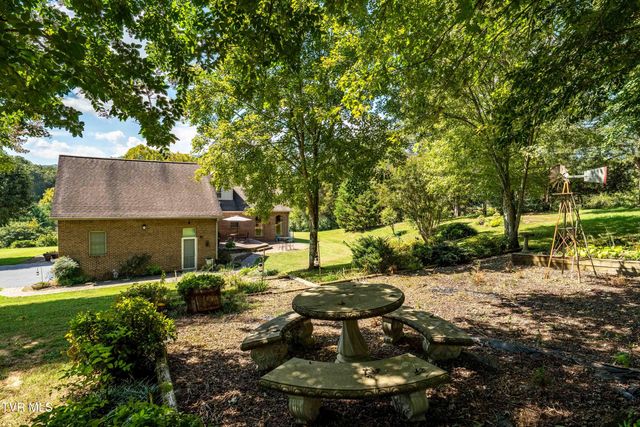 607 Choptack Road, Rogersville, TN 37857