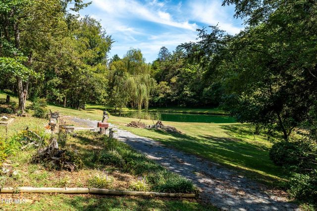 607 Choptack Road, Rogersville, TN 37857