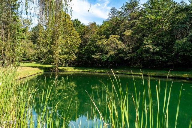 607 Choptack Road, Rogersville, TN 37857