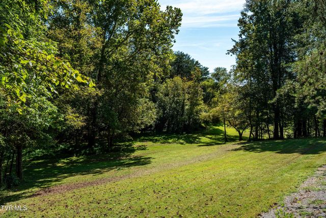 607 Choptack Road, Rogersville, TN 37857