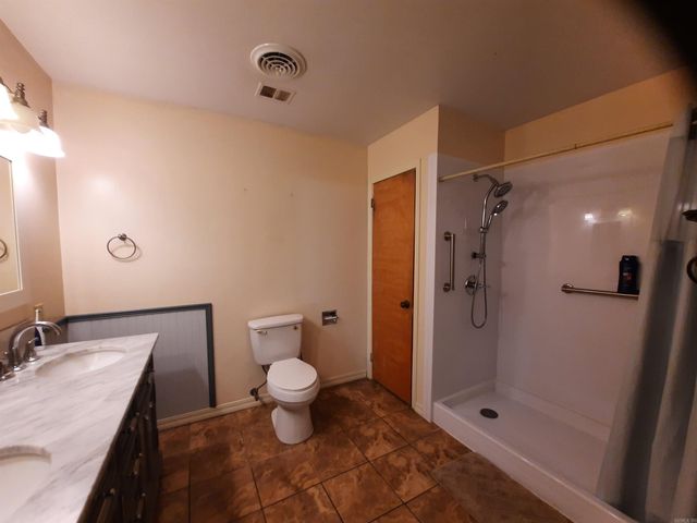 506 Hell Creek Road, Mountain View, AR 72560