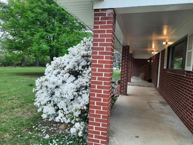 506 Hell Creek Road, Mountain View, AR 72560