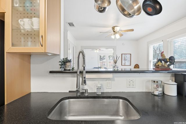 208 MISSION ST, San Antonio, TX 78210