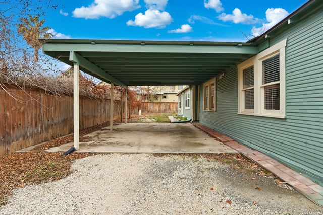 208 MISSION ST, San Antonio, TX 78210