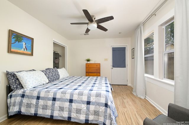 208 MISSION ST, San Antonio, TX 78210