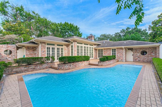 6122 Piping Rock Lane, Houston, TX 77057