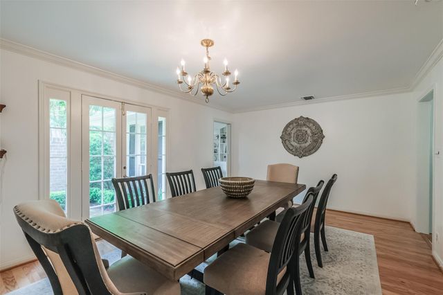 6122 Piping Rock Lane, Houston, TX 77057