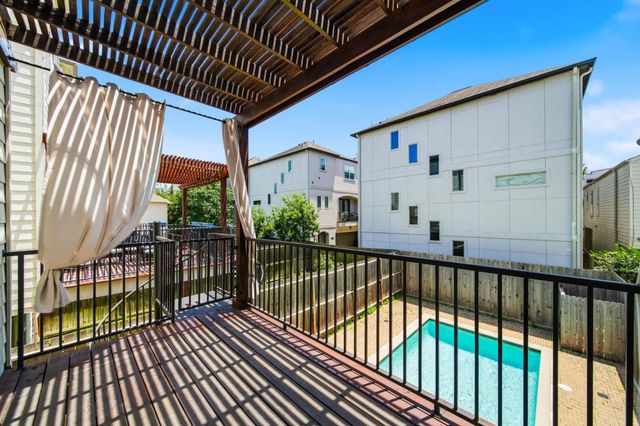 5519 Kiam Street, Houston, TX 77007