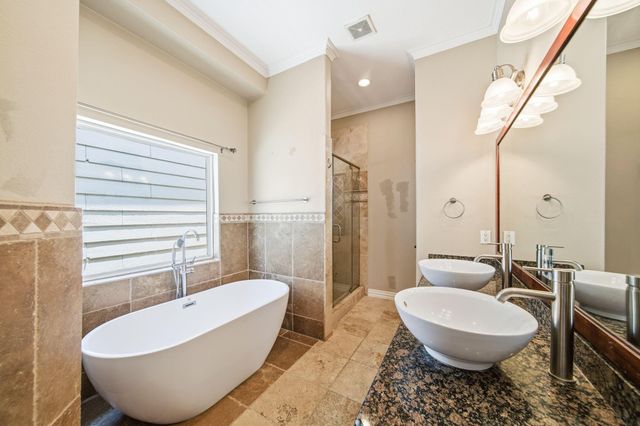 5519 Kiam Street, Houston, TX 77007