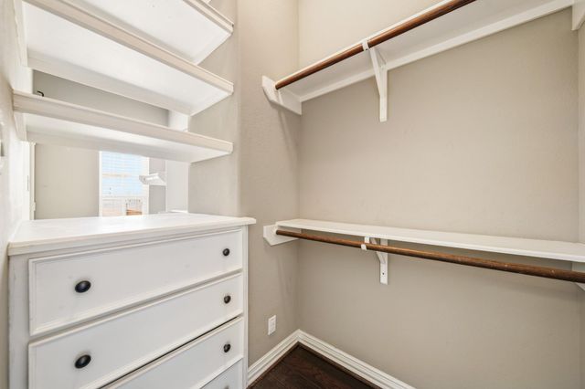 5519 Kiam Street, Houston, TX 77007