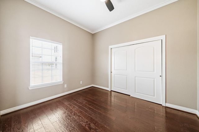 5519 Kiam Street, Houston, TX 77007