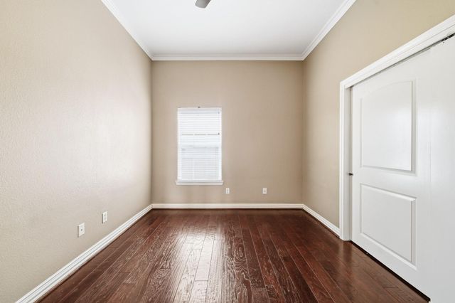 5519 Kiam Street, Houston, TX 77007