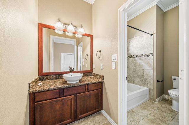 5519 Kiam Street, Houston, TX 77007