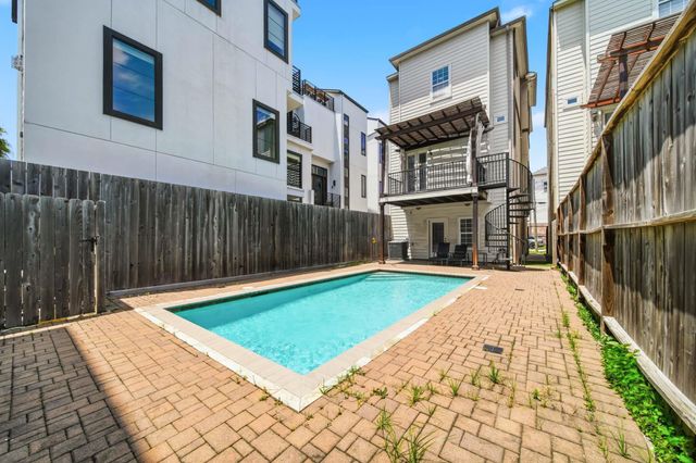 5519 Kiam Street, Houston, TX 77007