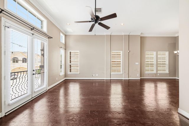5519 Kiam Street, Houston, TX 77007