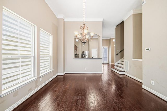 5519 Kiam Street, Houston, TX 77007