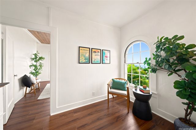1176 Alewa Drive, Honolulu, HI 96817