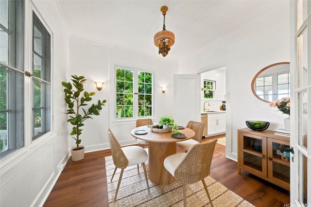 1176 Alewa Drive, Honolulu, HI 96817