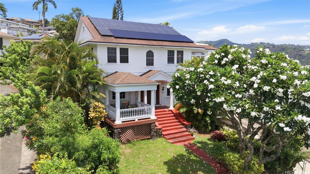 1176 Alewa Drive, Honolulu, HI 96817