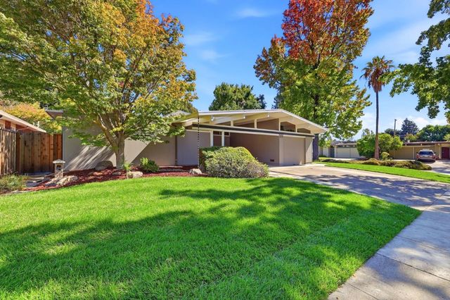 1729 Comstock Way, San Jose, CA 95124