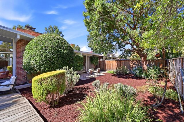 1729 Comstock Way, San Jose, CA 95124