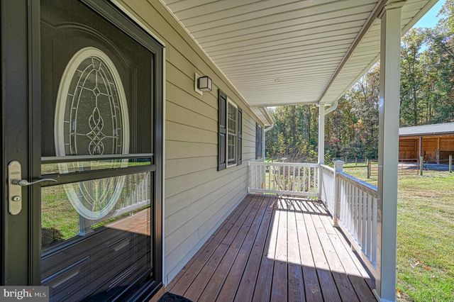 2300 BELLE MEADE RD, Bumpass, VA 23024