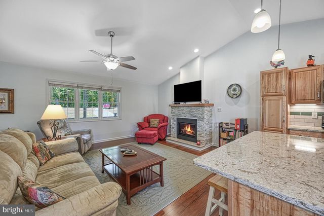 2300 BELLE MEADE RD, Bumpass, VA 23024