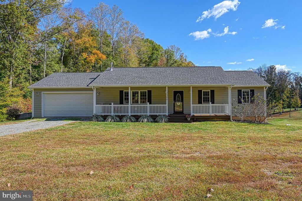 2300 BELLE MEADE RD, Bumpass, VA 23024