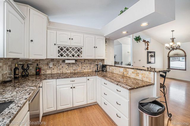 11412 Delmar Drive, Fenton, MI 48430