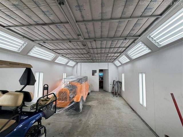 11412 Delmar Drive, Fenton, MI 48430