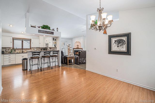 11412 Delmar Drive, Fenton, MI 48430