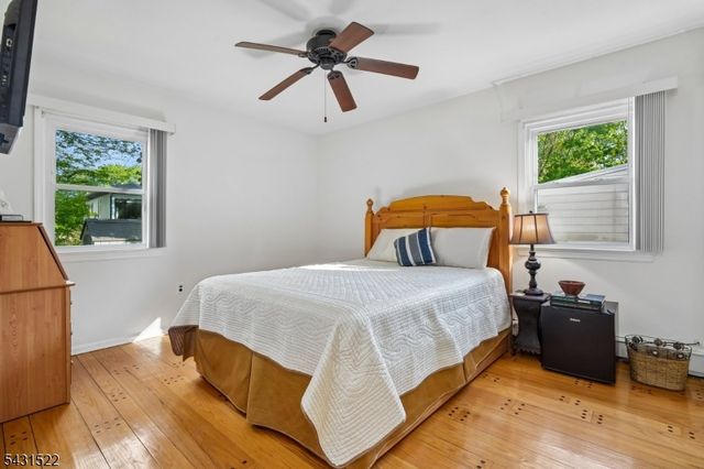 22 Spier Dr, Livingston Twp., NJ 07039