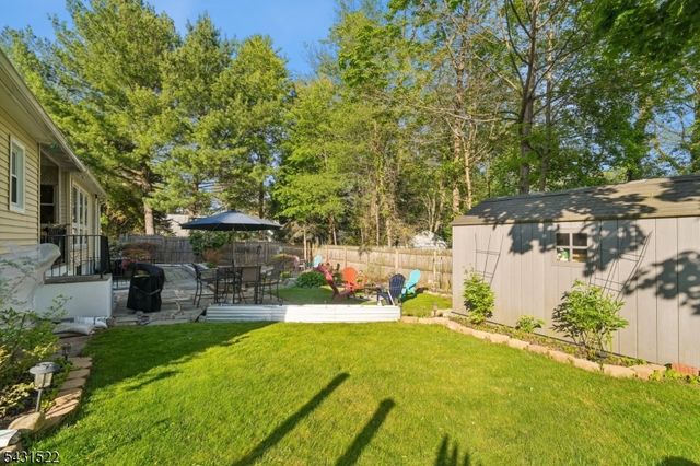 22 Spier Dr, Livingston Twp., NJ 07039