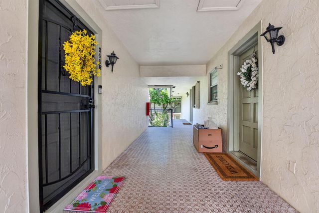 1174 NW 13th Street 242b, Boca Raton, FL 33486
