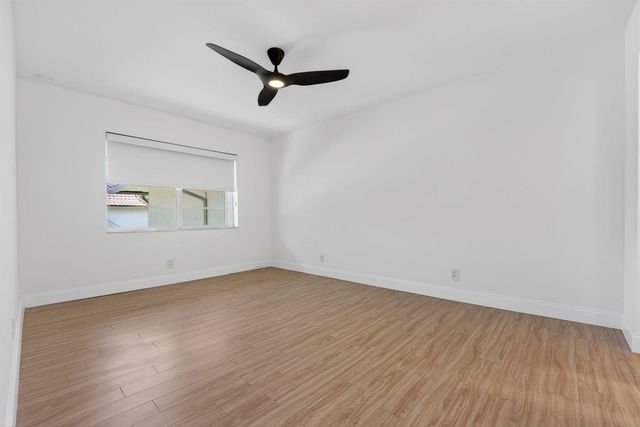 1174 NW 13th Street 242b, Boca Raton, FL 33486