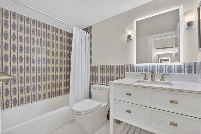 1174 NW 13th Street 242b, Boca Raton, FL 33486