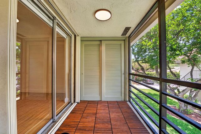 1174 NW 13th Street 242b, Boca Raton, FL 33486