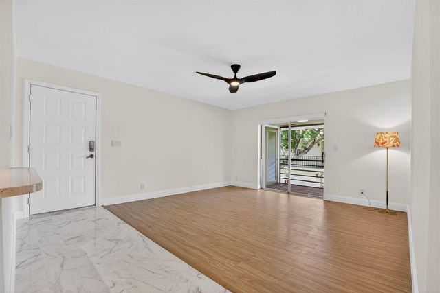 1174 NW 13th Street 242b, Boca Raton, FL 33486
